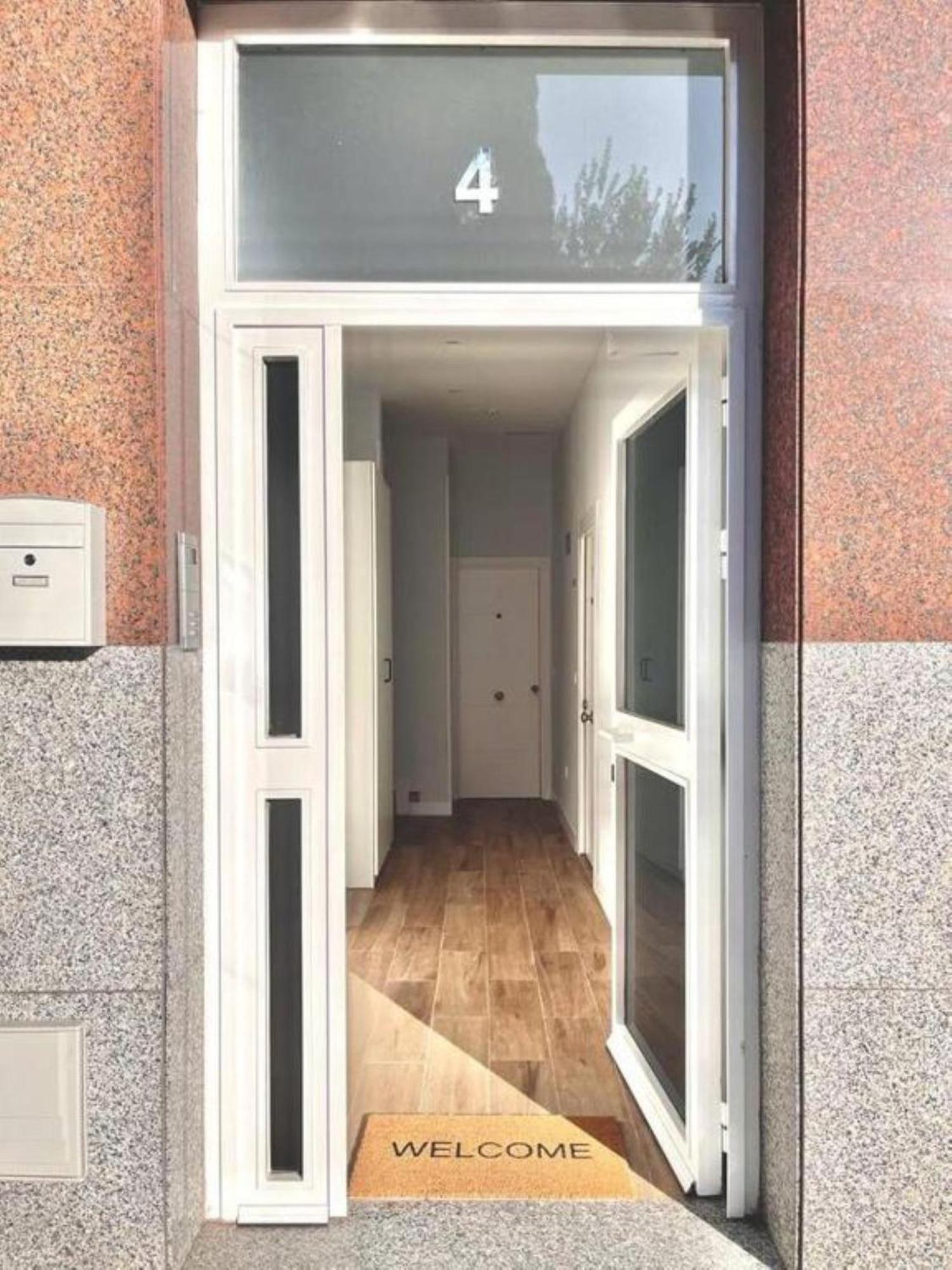 Estudio Chic Y Moderno Cerca Del Vibrante Centro De Ifema Madrid Exterior photo